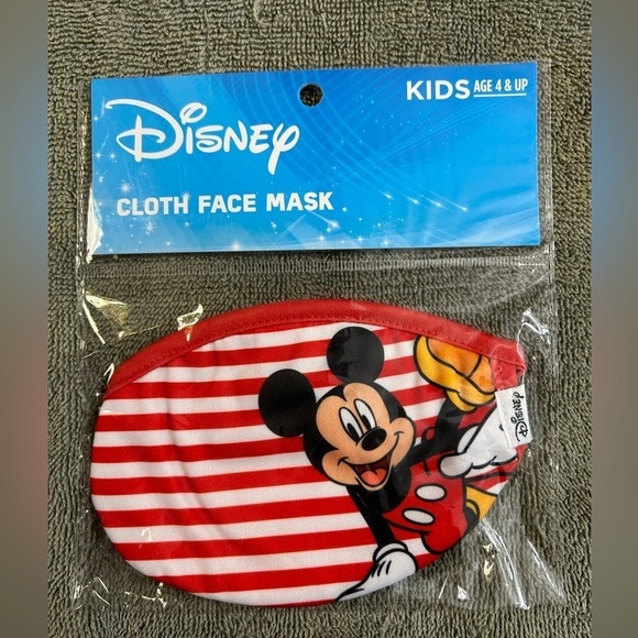 New! Disney Cloth Face Masks Lot of 6 - Picture 3 of 9